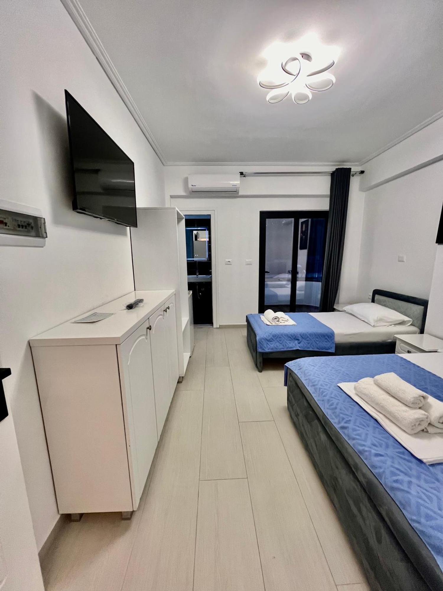 Hotel Vila Park Bujari Ksamil Eksteriør billede