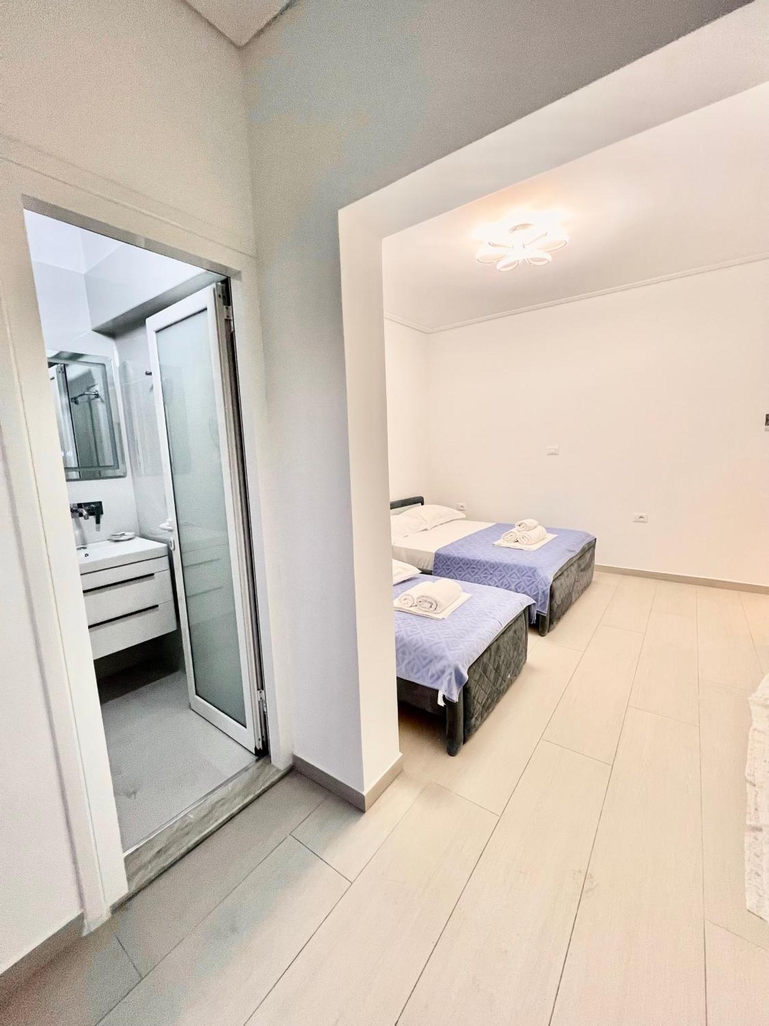 Hotel Vila Park Bujari Ksamil Eksteriør billede