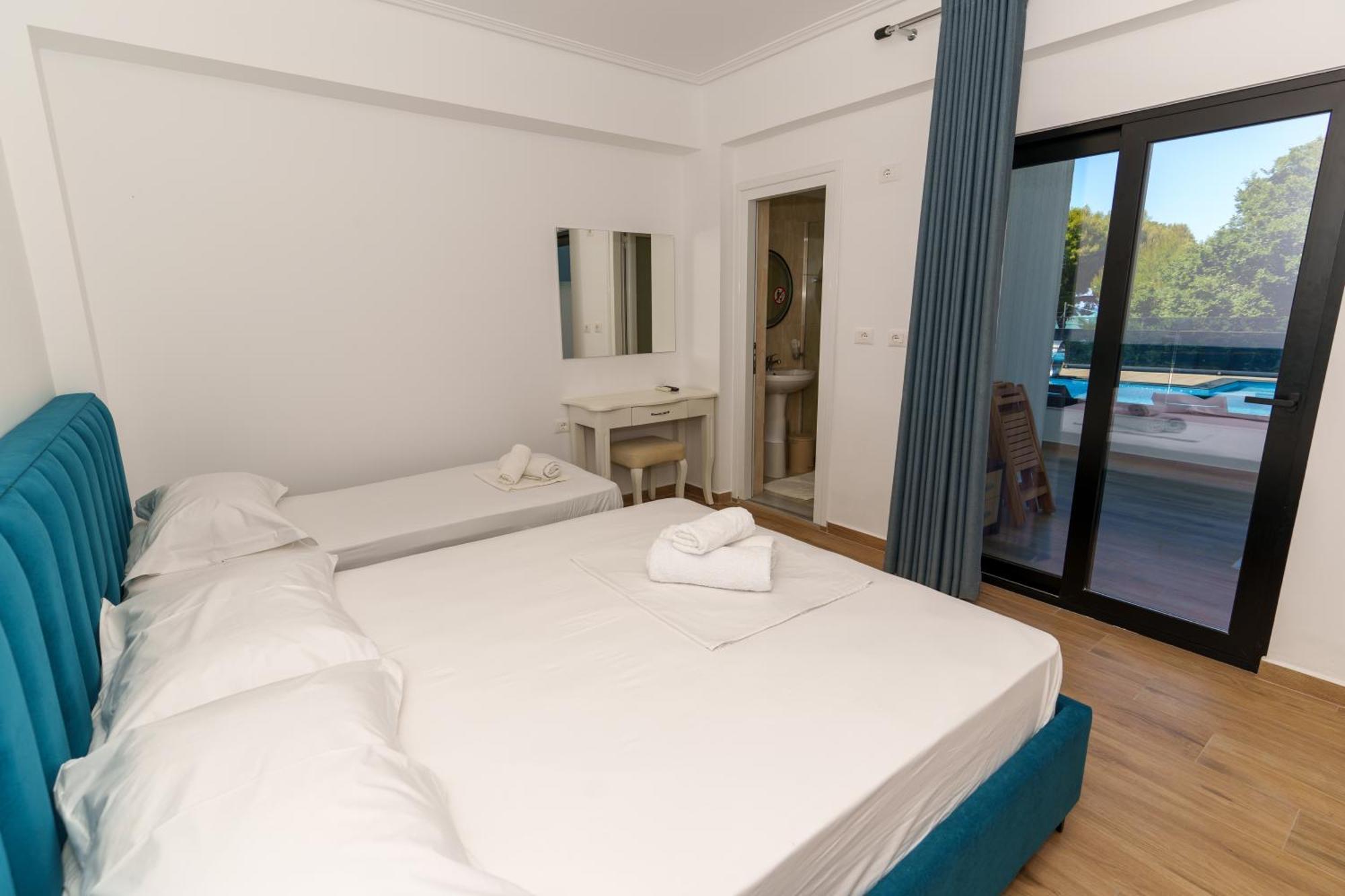 Hotel Vila Park Bujari Ksamil Eksteriør billede