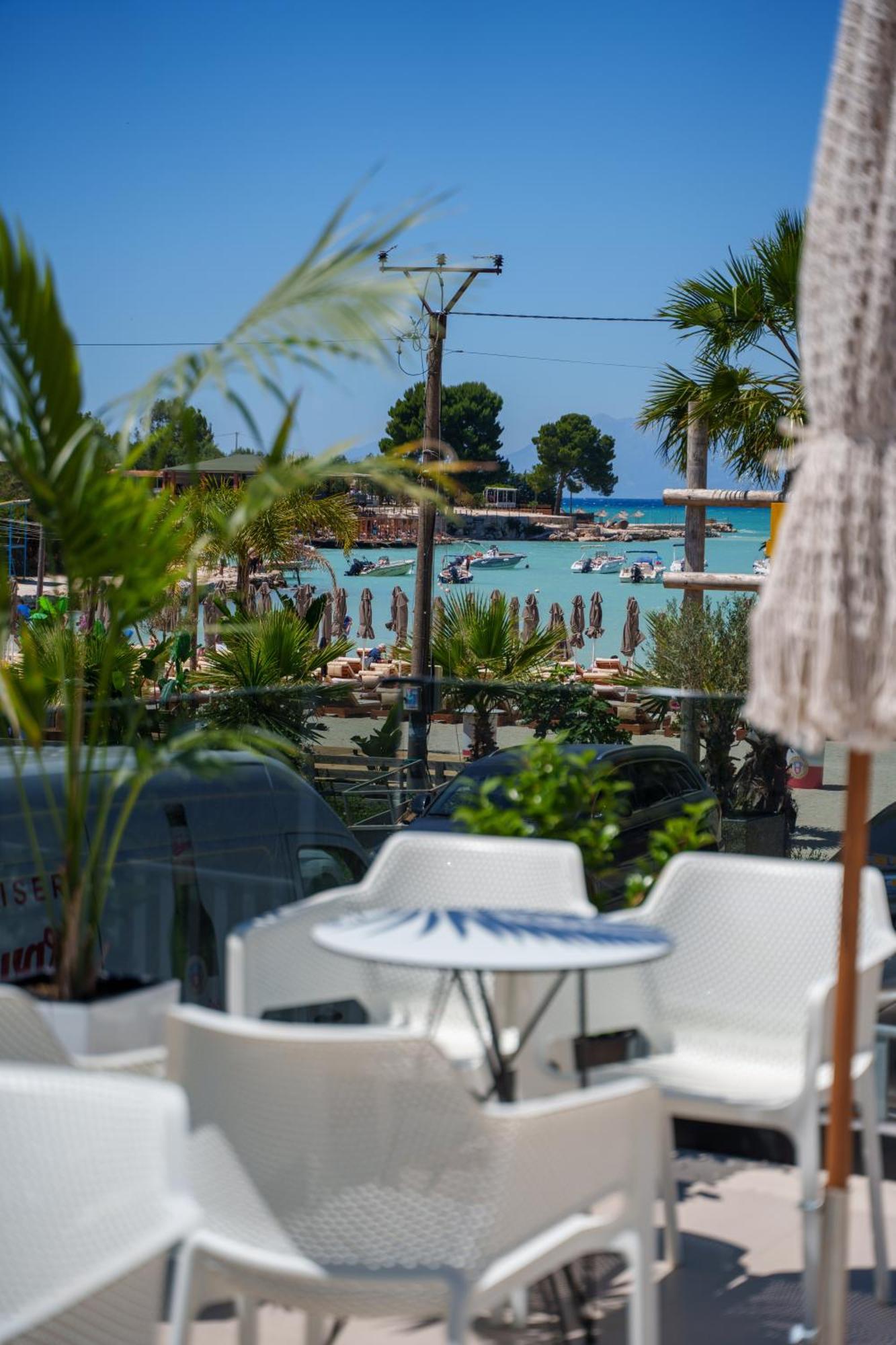 Hotel Vila Park Bujari Ksamil Eksteriør billede