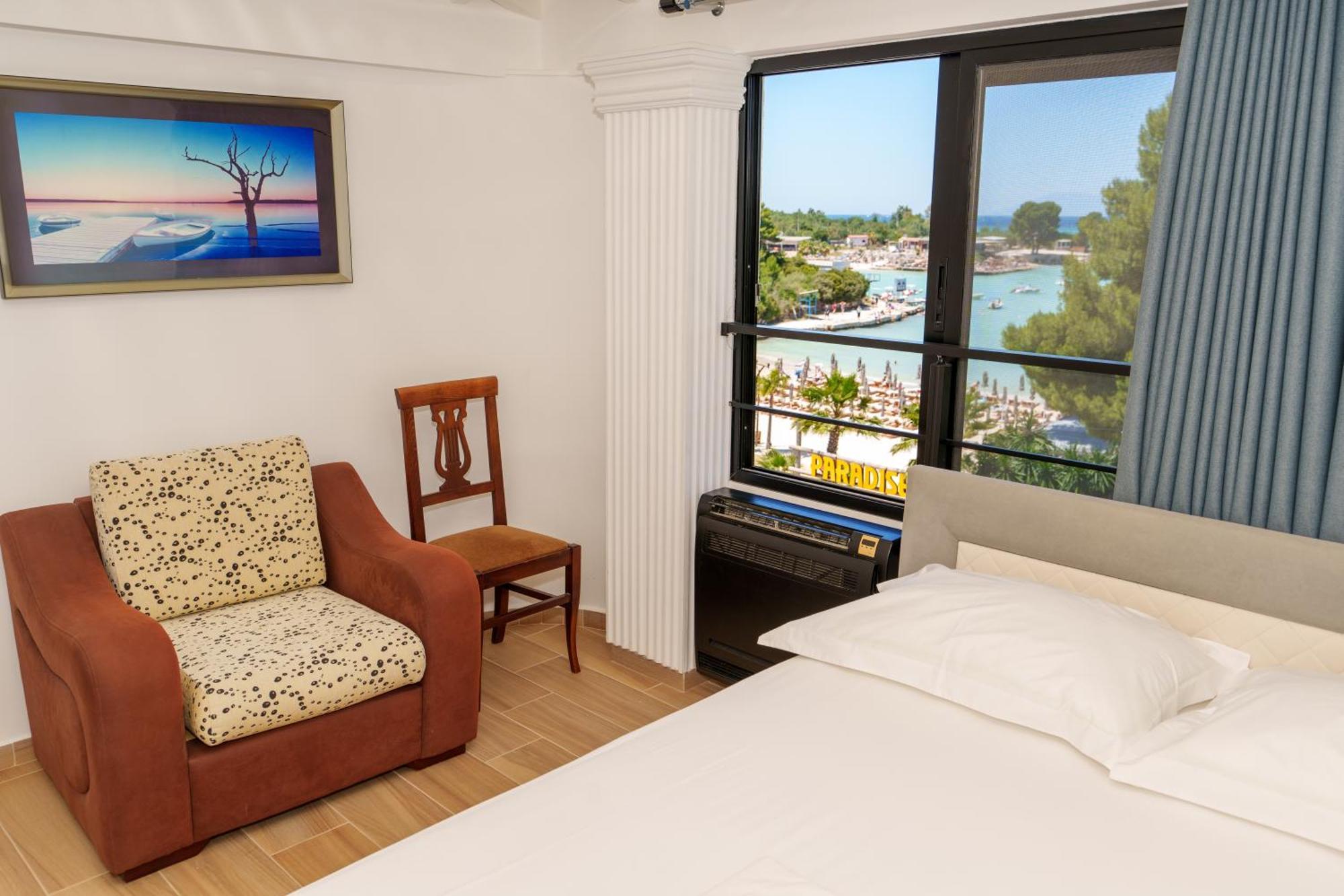 Hotel Vila Park Bujari Ksamil Eksteriør billede